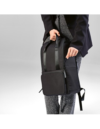 Zaino Bucharest 18L in rPET. Adatto per laptop 15,6"