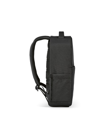 Zaino Budapest 16L in rPET. Tasca frontale. Per laptop 17"