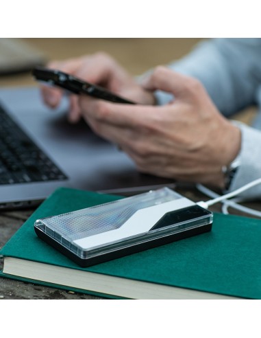 Powerbank Voltix 10.000mAh in rABS. 18W. Display LED