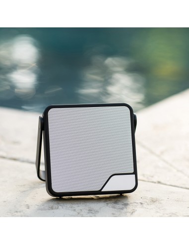 Speaker Dipster in rABS 1 800mAh. 10h di autonomia. IPX7