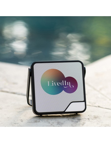 Speaker Dipster in rABS 1 800mAh. 10h di autonomia. IPX7