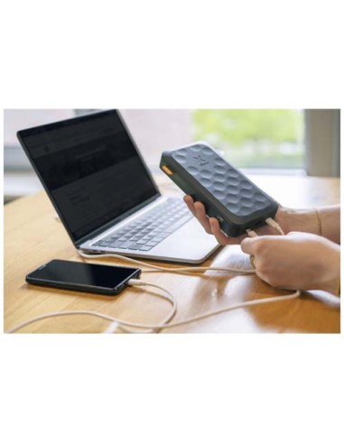 Power bank da 45.000 mAh e 67 W Xtorm FS5451 Serie Fuel