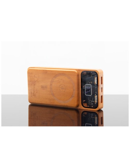 Power bank magnetico da 10.000 mAh e 15 W in legno SCX.design P48