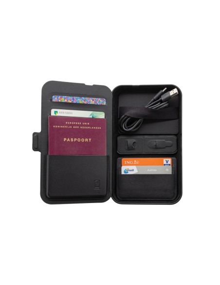 Custodia da viaggio Swiss Peak con caricatore 3in1 rPU RCS