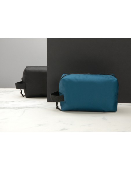 Beauty case basic Impact AWARE™ in rPET