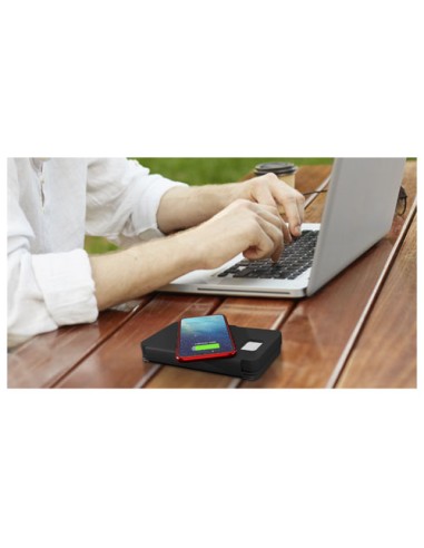 Power bank wireless a energia solare da 8000 mAh SCX.design P31